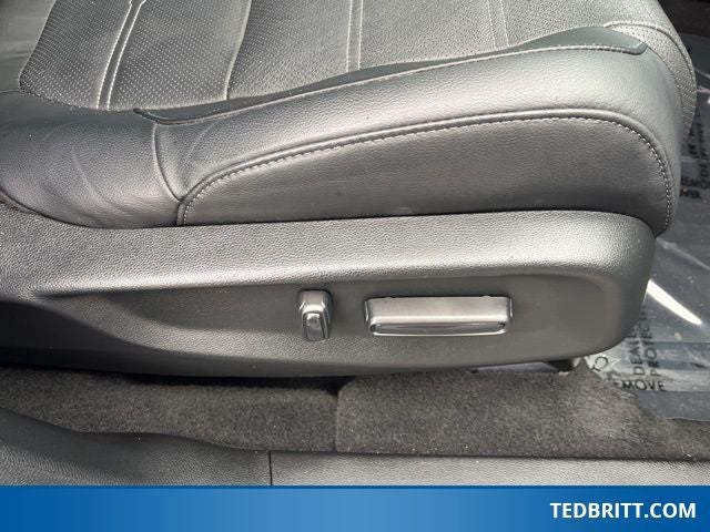 2021 Honda CR-V EX-L AWD | Moonroof | BLIS | Heated Seats