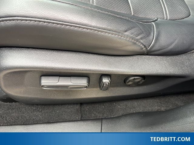 2021 Honda CR-V EX-L AWD | Moonroof | BLIS | Heated Seats