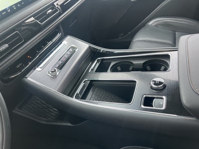 2025 Lincoln Aviator Premiere 4WD | Pano Roof | 360 Camera | 21" Wheels