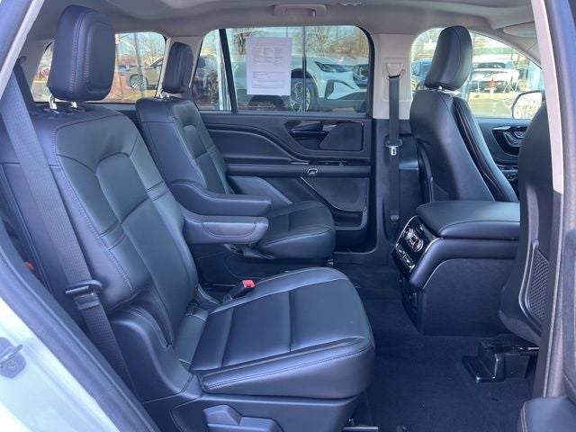 2024 Lincoln Aviator Premiere 4WD | Pano Roof | 360 Cam | Trailer Tow Pkg