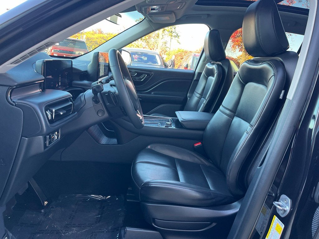 2025 Lincoln Aviator Premiere AWD | Pano Roof | 360 Cam | BLIS | BlueCruise