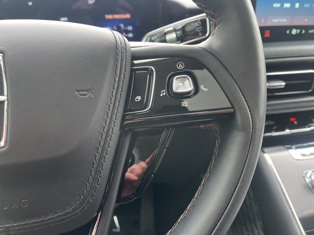 2026 Lincoln Aviator Premiere III AWD | Pano Roof | 360 Camera | HUD