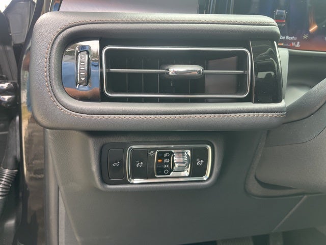 2026 Lincoln Aviator Premiere II AWD | Pano Roof | 360 Camera | Jet Appear Pkg