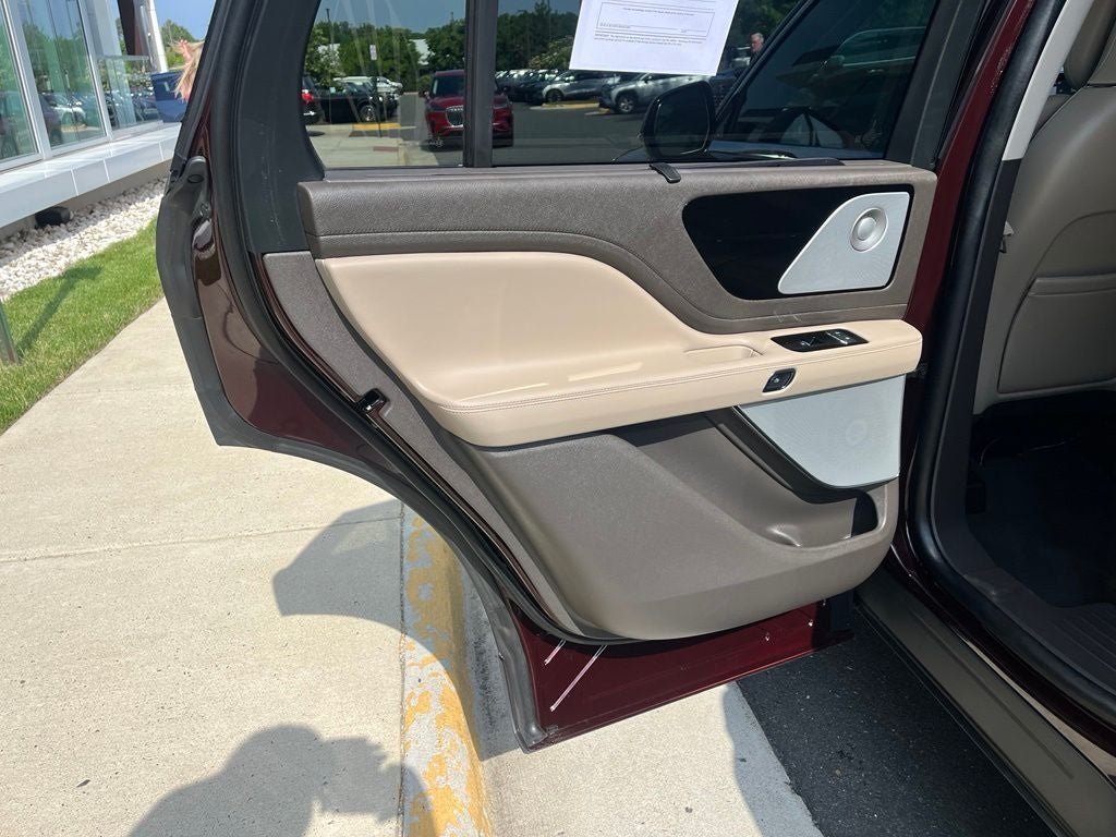 2023 Lincoln Aviator Reserve AWD | Pano Roof | 360 Cam | BLIS | Luxury Pkg