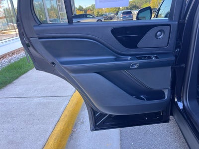 2026 Lincoln Aviator Reserve AWD | Pano Roof | HUD | Low Miles | BLIS