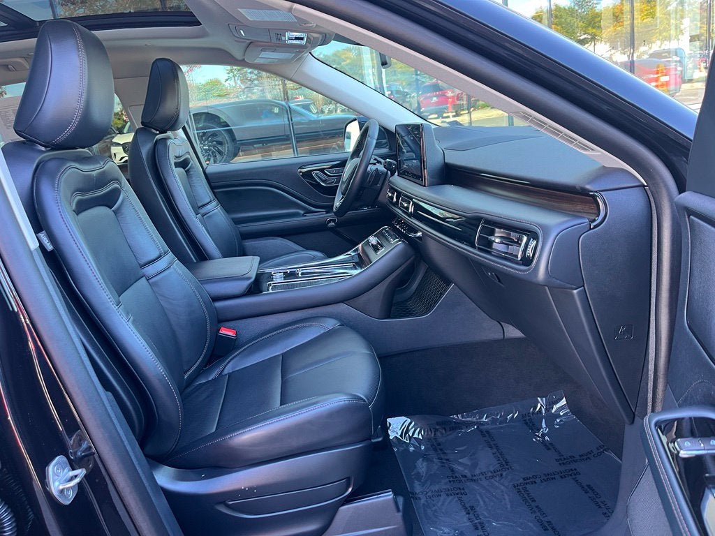 2026 Lincoln Aviator Reserve AWD | Pano Roof | HUD | Low Miles | BLIS