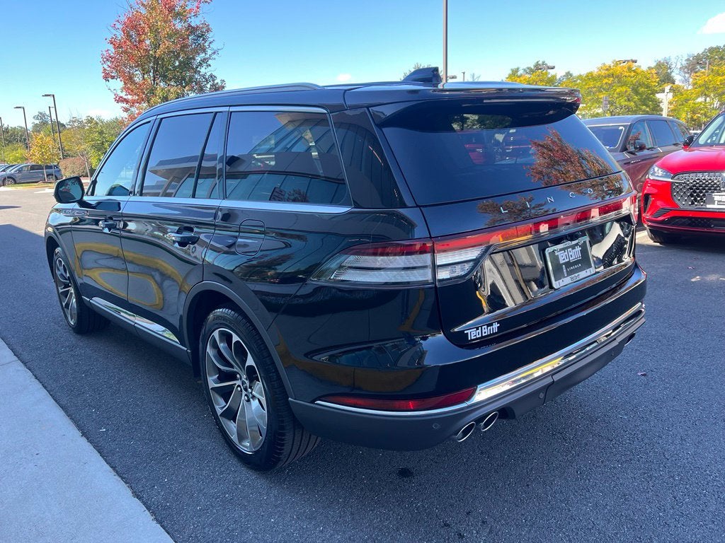 2026 Lincoln Aviator Reserve AWD | Pano Roof | HUD | Low Miles | BLIS