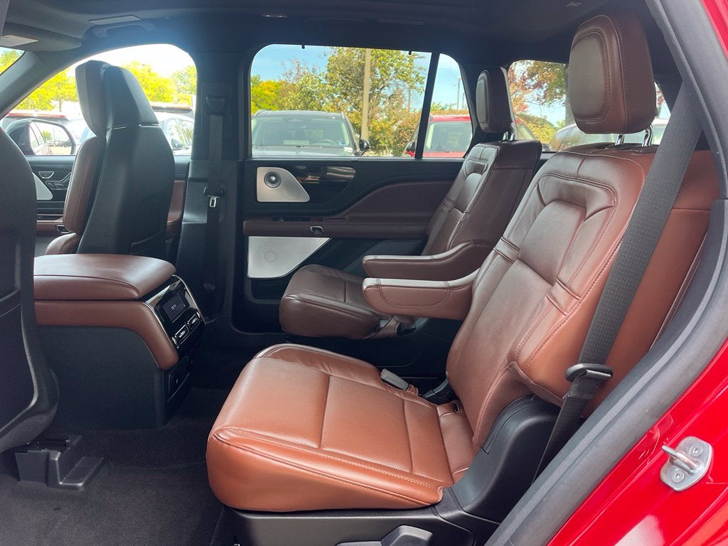 2025 Lincoln Aviator Reserve AWD | Pano Roof | 360 Cam | BLIS | Jet Pkg