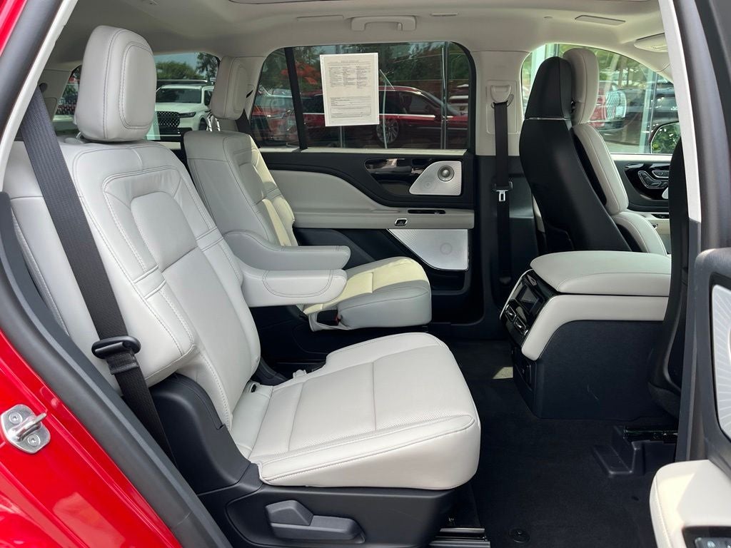 2026 Lincoln Aviator Reserve AWD | Pano Roof | 360 Cam | Luxury Pkg