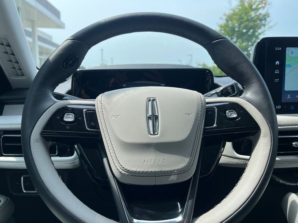 2026 Lincoln Aviator Reserve AWD | Pano Roof | 360 Cam | Luxury Pkg