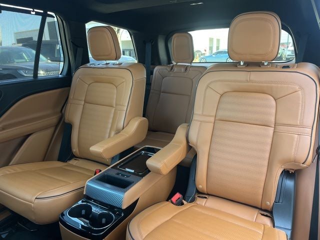 2023 Lincoln Aviator Black Label AWD | Pano Roof | 360 Cam | BLIS | Tow Pkg