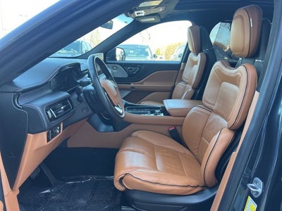 2023 Lincoln Aviator Black Label AWD | Pano Roof | 360 Cam | BLIS | Tow Pkg