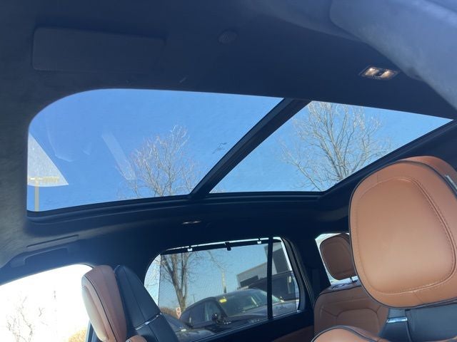 2023 Lincoln Aviator Black Label AWD | Pano Roof | 360 Cam | BLIS | Tow Pkg