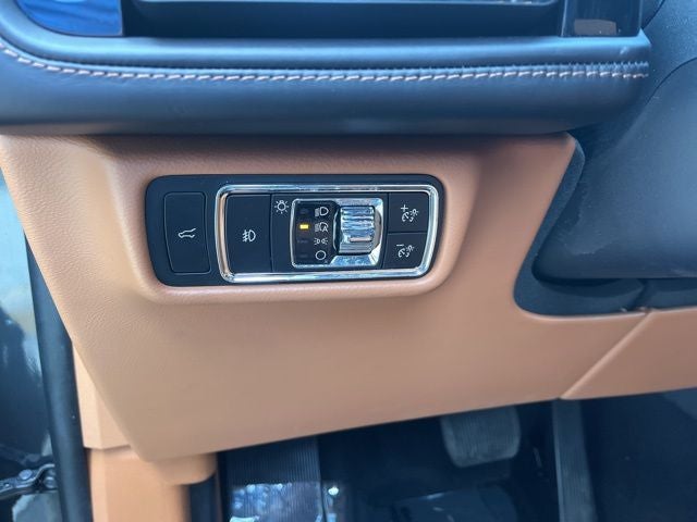 2023 Lincoln Aviator Black Label AWD | Pano Roof | 360 Cam | BLIS | Tow Pkg