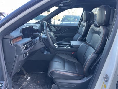 2025 Lincoln Aviator Black Label AWD | Jet Appear Pkg | Pano Roof | 360 Camera