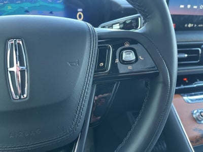 2025 Lincoln Aviator Black Label AWD | Jet Appear Pkg | Pano Roof | 360 Camera