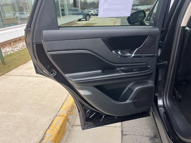 2023 Lincoln Corsair Standard | Heated Seats | BLIS | Adaptive Cruise Control