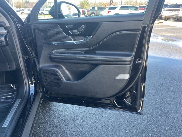 2022 Lincoln Corsair Standard | Elements Pack | Convenience Pack | Pano Moonroof