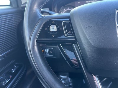 2022 Lincoln Corsair Standard | Elements Pack | Convenience Pack | Pano Moonroof