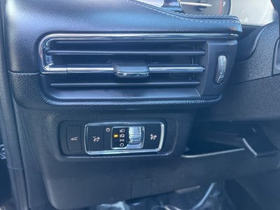 2022 Lincoln Corsair Standard | Elements Pack | Convenience Pack | Pano Moonroof