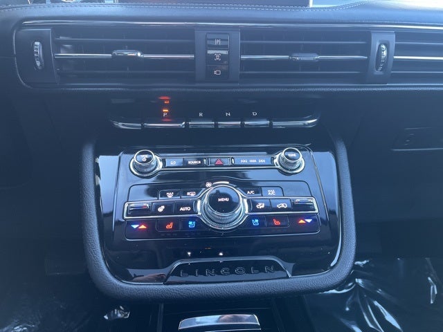 2022 Lincoln Corsair Standard AWD | Nav | Pano Roof | Premium Pkg