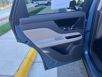 2024 Lincoln Corsair Premiere AWD | Pano Roof | 360 Cam | Htd/Vent Seats