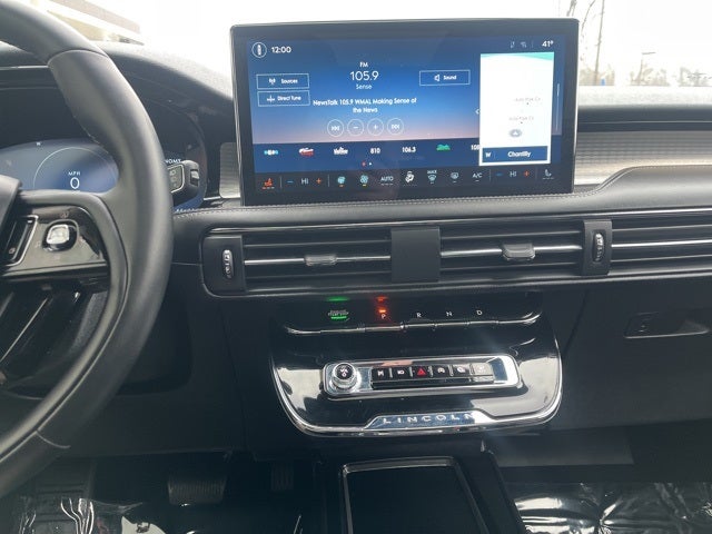 2023 Lincoln Corsair Standard AWD | Pano Roof | 360 Cam | BLIS | Tow Pkg