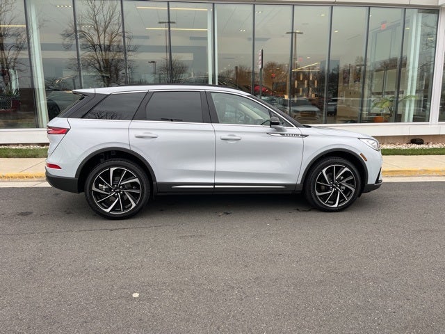 2025 Lincoln Corsair Reserve AWD | 360 Camera | Pano Roof | BLIS | Towing Pkg