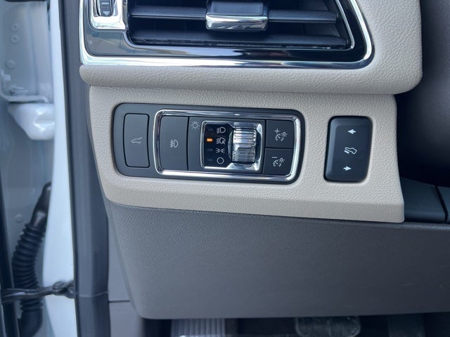 2023 Lincoln Navigator Reserve 4WD | Pano Roof | 360 Camera | Monochromatic Pkg