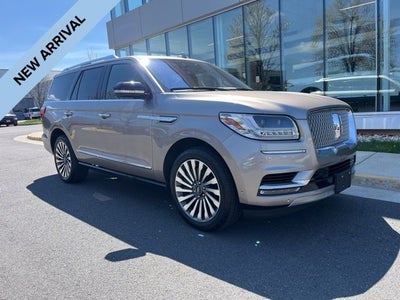 2019 Lincoln Navigator Reserve | Pano Moonroof | Heavy Duty Tow | 360 Camera |