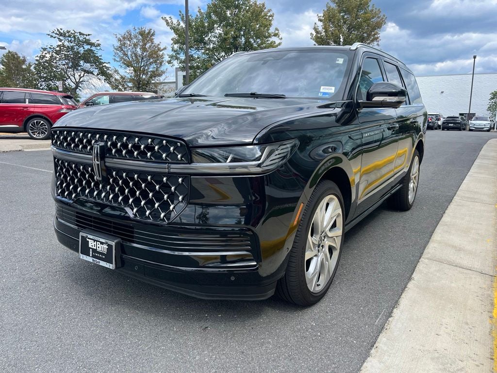 2025 Lincoln Navigator Black Label 4WD | 1 Owner | Pano Roof | BLIS | 360 Cam