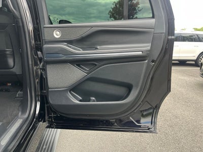 2025 Lincoln Navigator L Reserve 4WD | Pano Roof | Jet App Pkg | 360 Cam