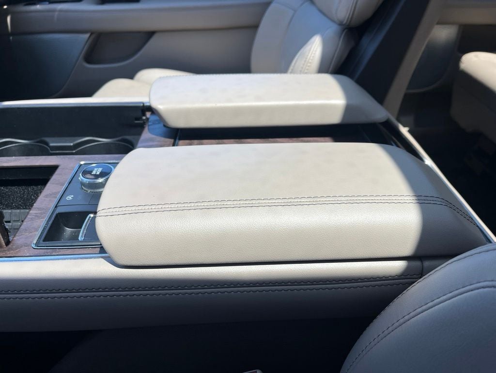 2023 Lincoln Navigator L Reserve 4WD | Pano Roof | 360 Cam | HUD | Luxury Pkg