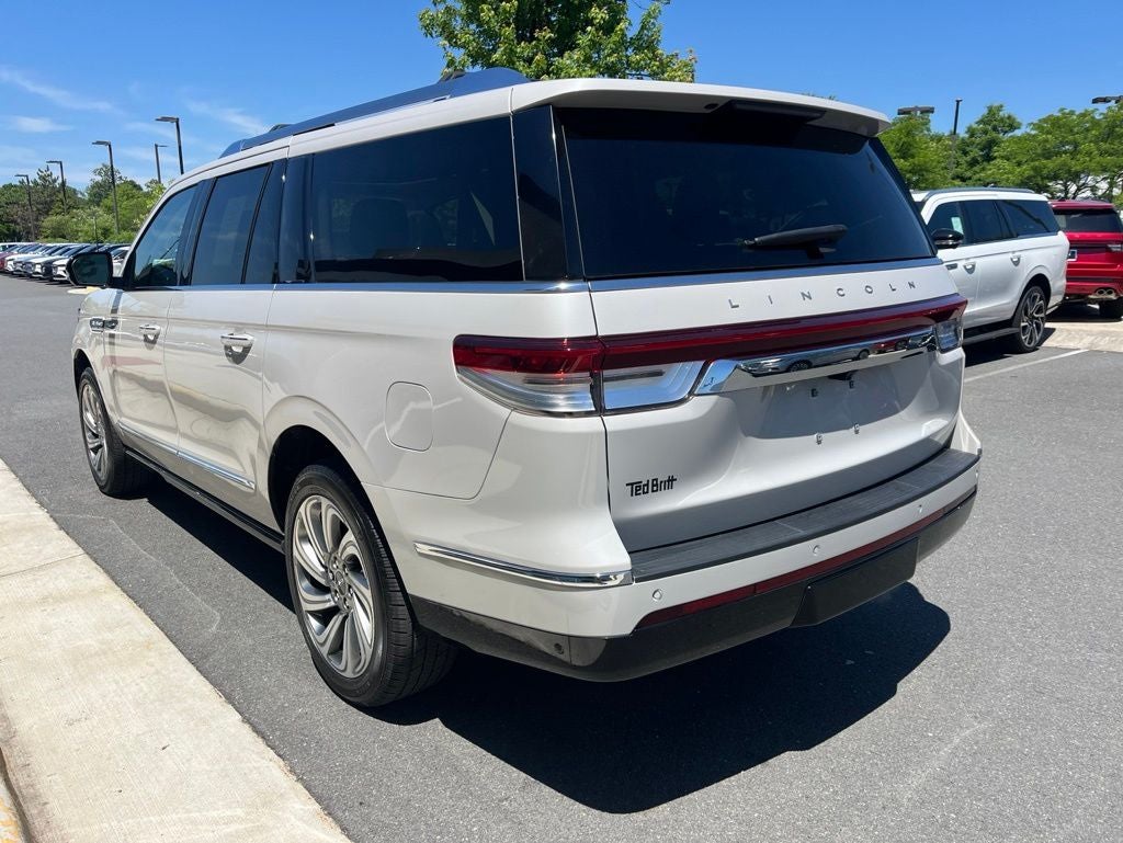 2023 Lincoln Navigator L Reserve 4WD | Pano Roof | 360 Cam | HUD | Luxury Pkg