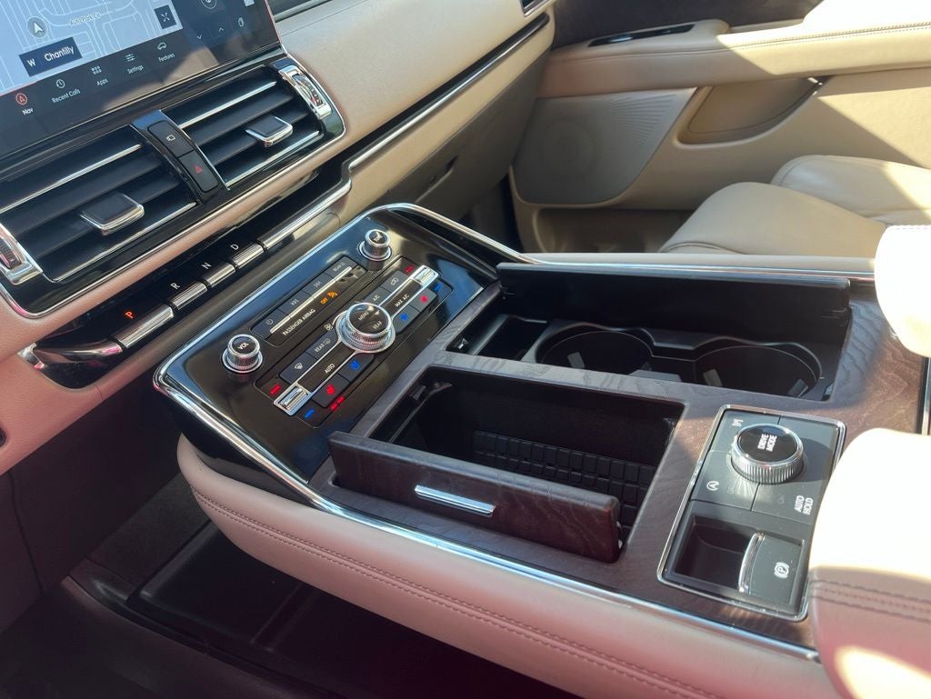 2024 Lincoln Navigator L Reserve | Bluecruise Equip | 360 Camera | HUD | Pano Roof