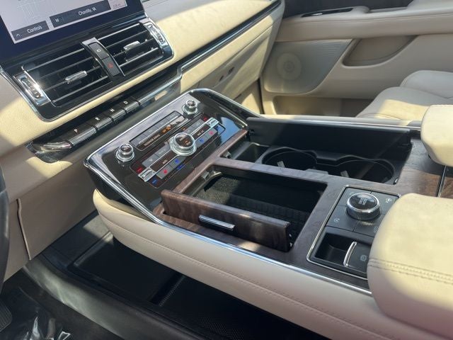 2020 Lincoln Navigator L Reserve 4WD | Pano Roof | 360 Camera | Luxury Pkg
