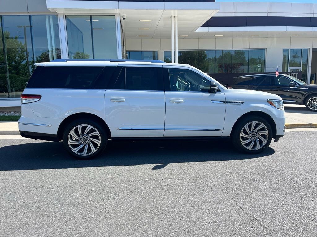 2022 Lincoln Navigator L Reserve 4WD | Pano Roof | 360 Cam | BLIS | HUD