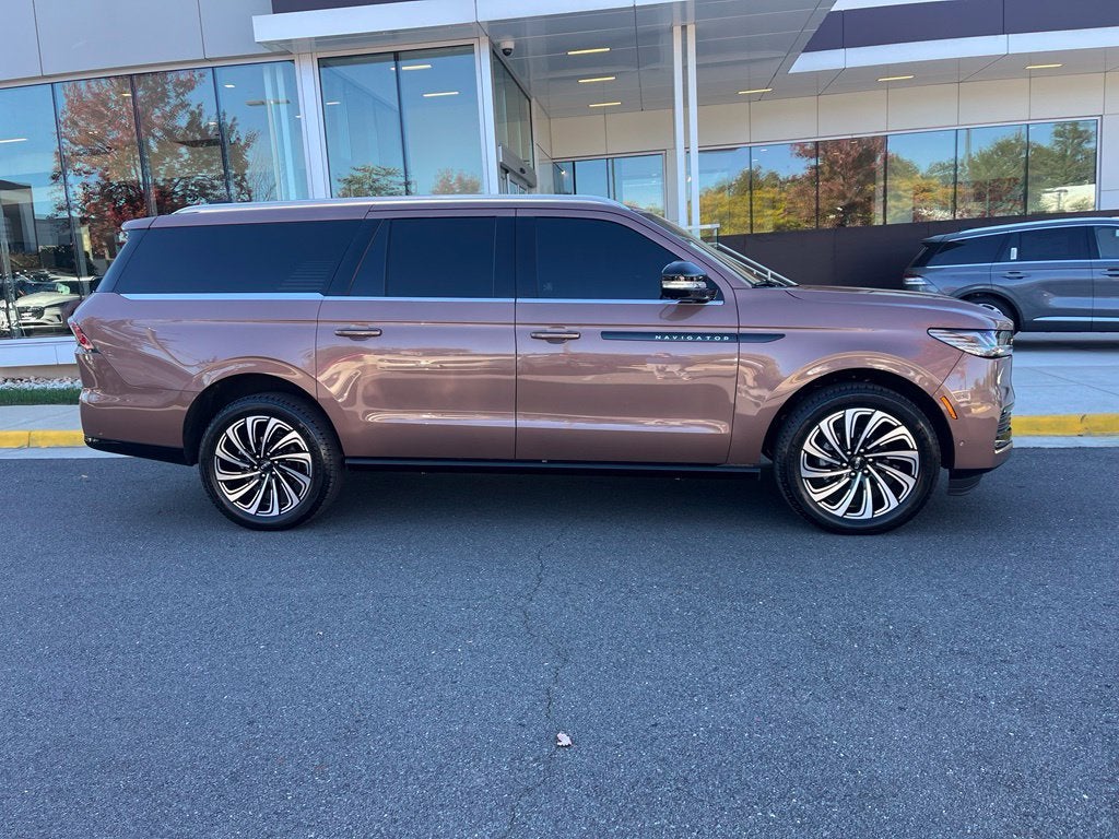 2025 Lincoln Navigator L Black Label 4WD | Massage Seats | Pano Roof | 360 Cam