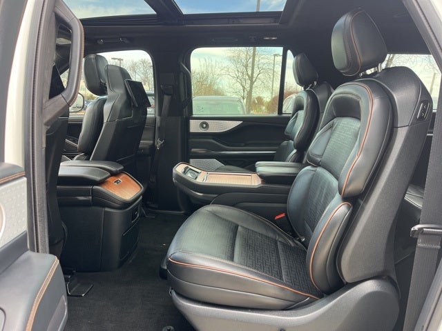 2025 Lincoln Navigator L Black Label Special Edition 4WD