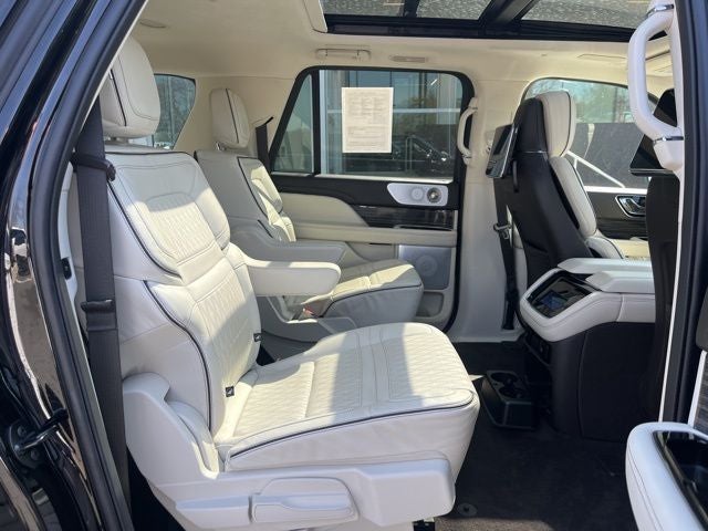 2023 Lincoln Navigator L L Black Label 4WD | Pano Roof | 360 Cam | HUD
