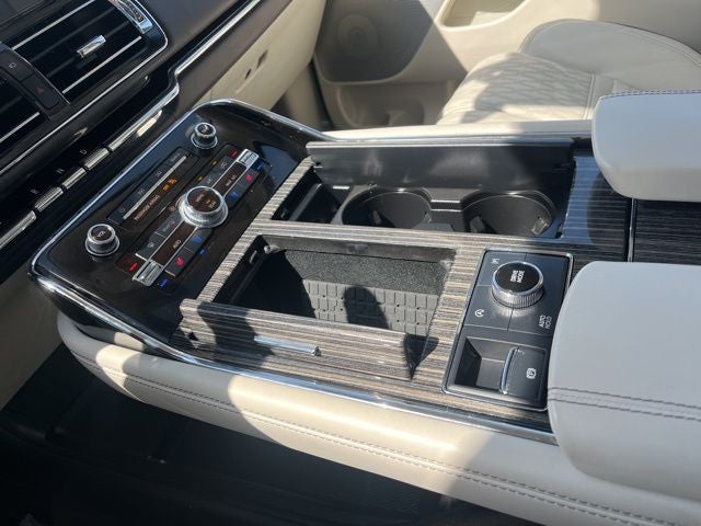 2023 Lincoln Navigator L L Black Label 4WD | Pano Roof | 360 Cam | HUD