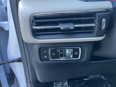 2025 Lincoln Corsair Plug-In Hybrid Grand Touring AWD | Pano Roof | 360 Cam| BLIS