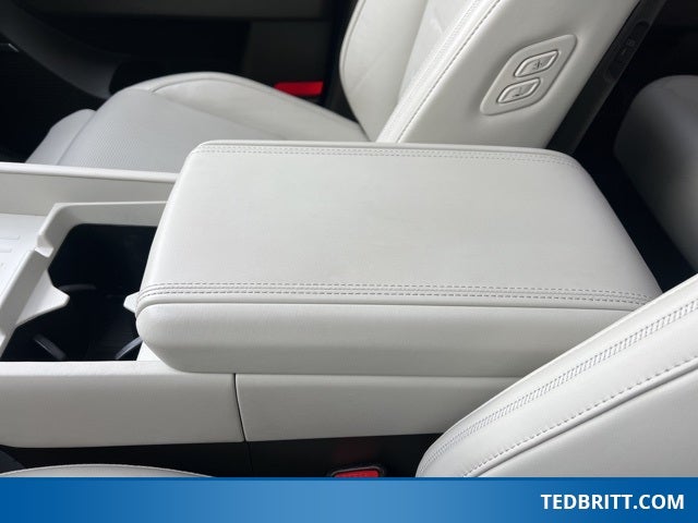 2024 Hyundai Santa Fe Hybrid Calligraphy AWD | 360 Cam | BLIS | Pano Roof