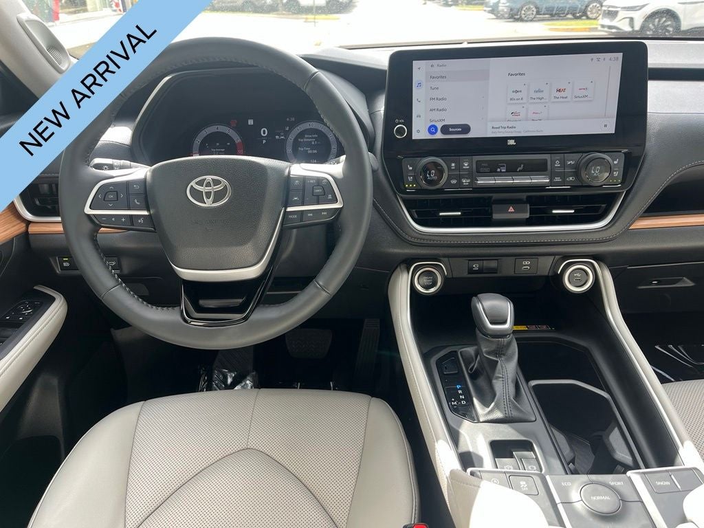 2025 Toyota Grand Highlander Limited | Nav | Pano Roof | 360 Cam | BLIS | JBL