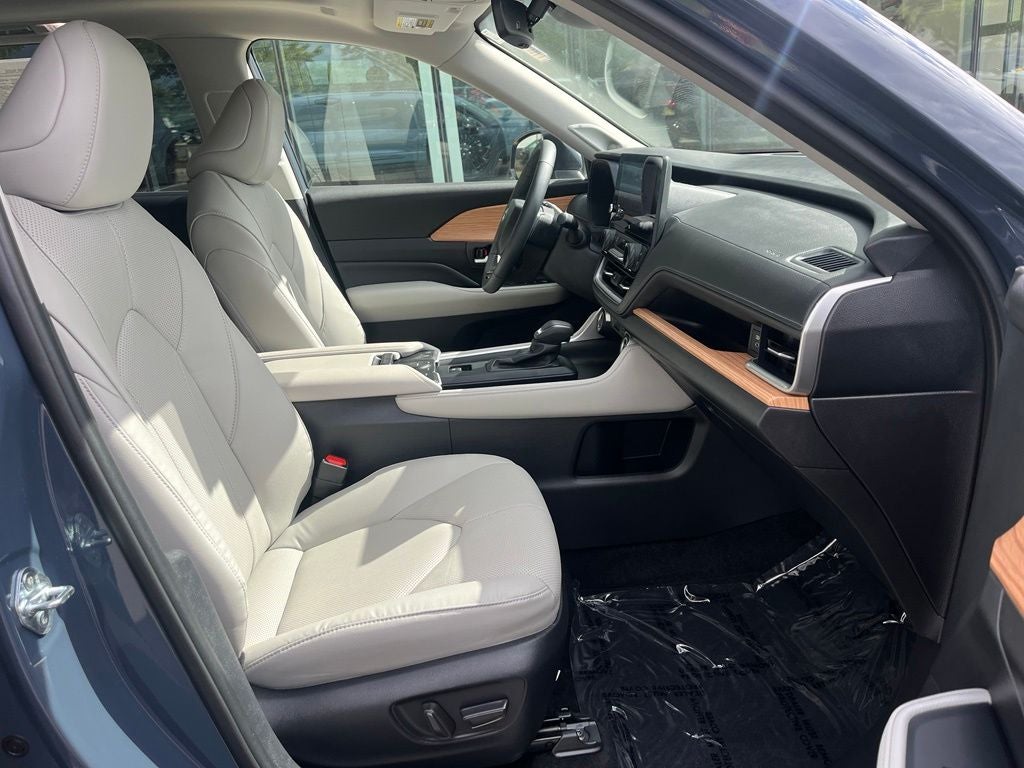 2025 Toyota Grand Highlander Limited | Nav | Pano Roof | 360 Cam | BLIS | JBL