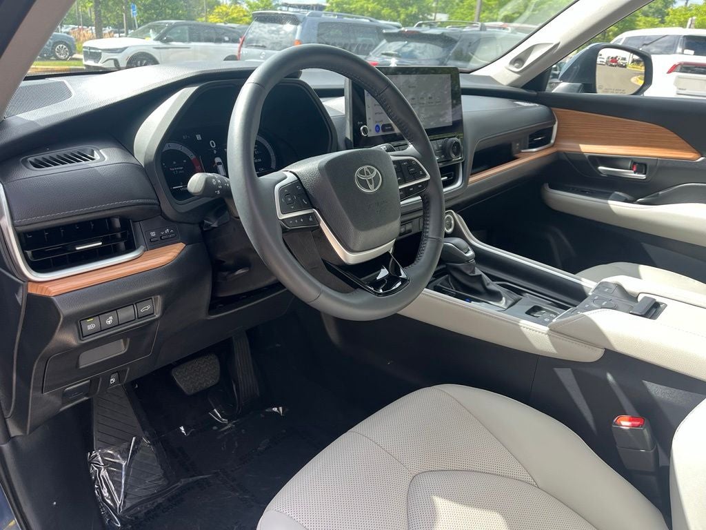 2025 Toyota Grand Highlander Limited | Nav | Pano Roof | 360 Cam | BLIS | JBL