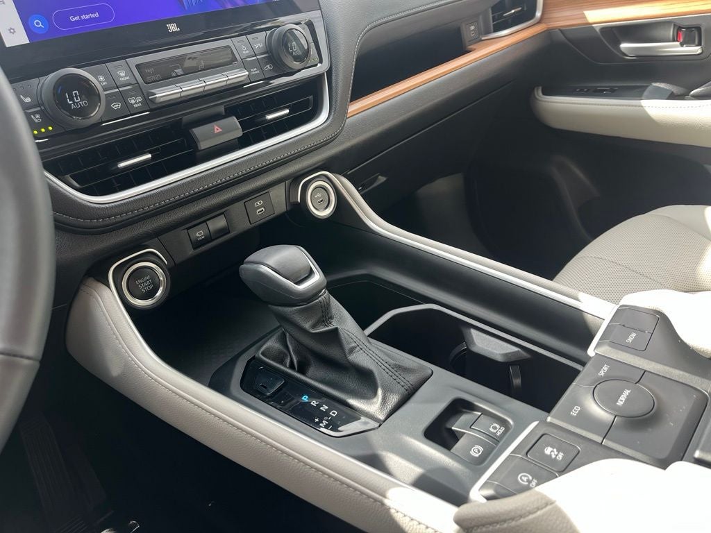 2025 Toyota Grand Highlander Limited | Nav | Pano Roof | 360 Cam | BLIS | JBL