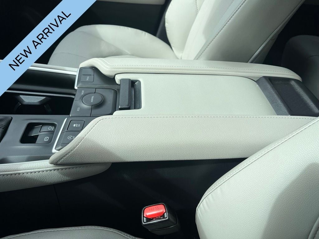 2025 Toyota Grand Highlander Limited | Nav | Pano Roof | 360 Cam | BLIS | JBL