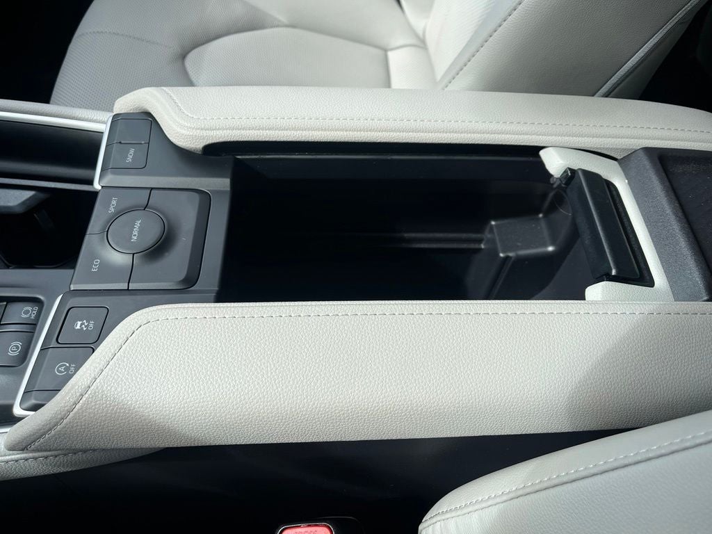 2025 Toyota Grand Highlander Limited | Nav | Pano Roof | 360 Cam | BLIS | JBL