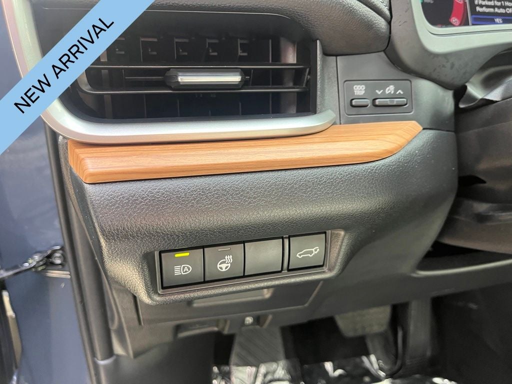 2025 Toyota Grand Highlander Limited | Nav | Pano Roof | 360 Cam | BLIS | JBL